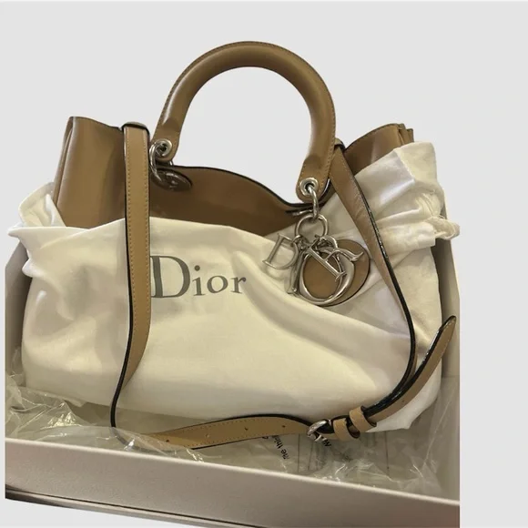 DIOR Diorissimo Tote Handbag - Picture 5 of 16